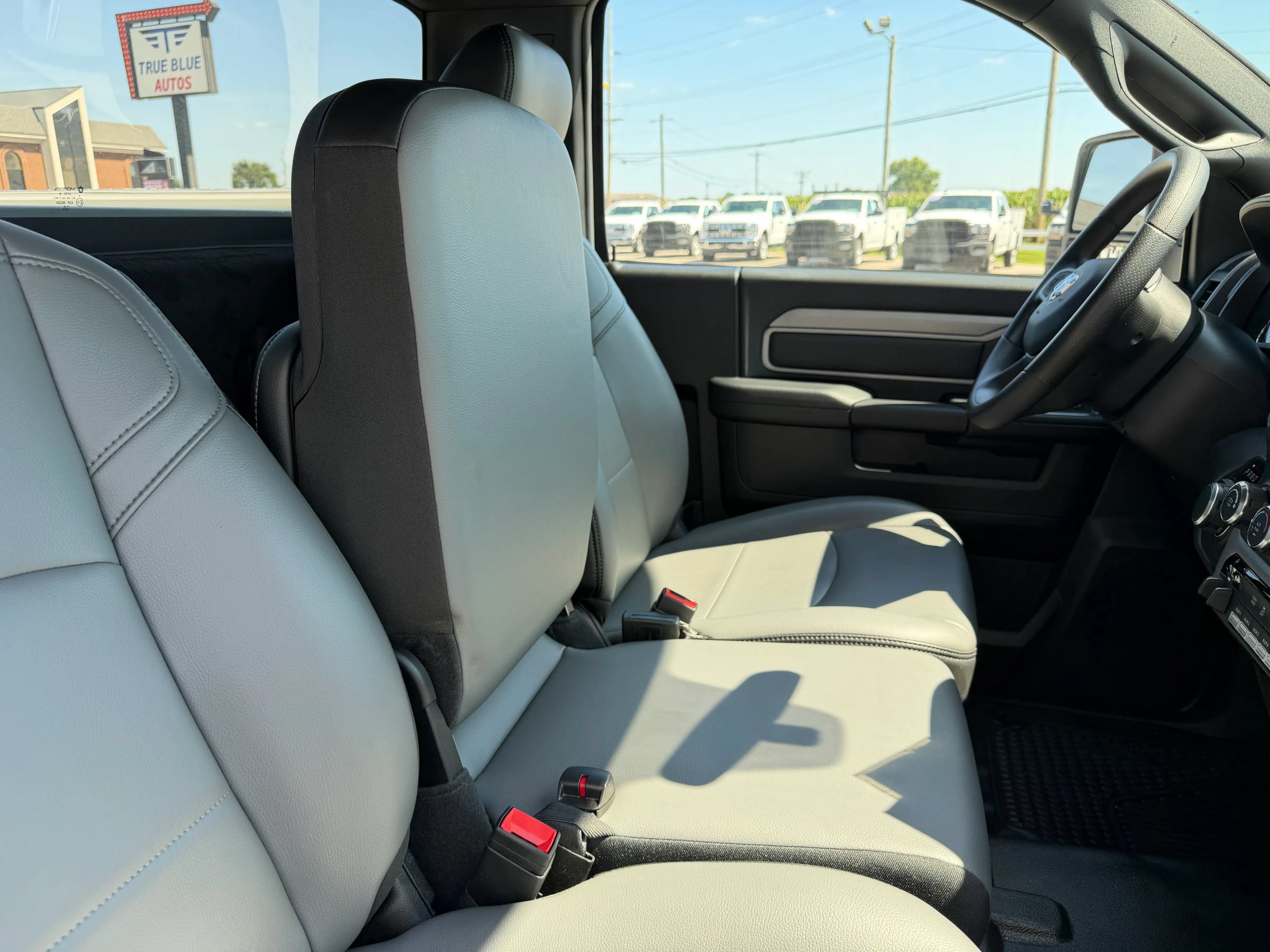 Used 2024 RAM 3500 Tradesman AWD/4WD image 26