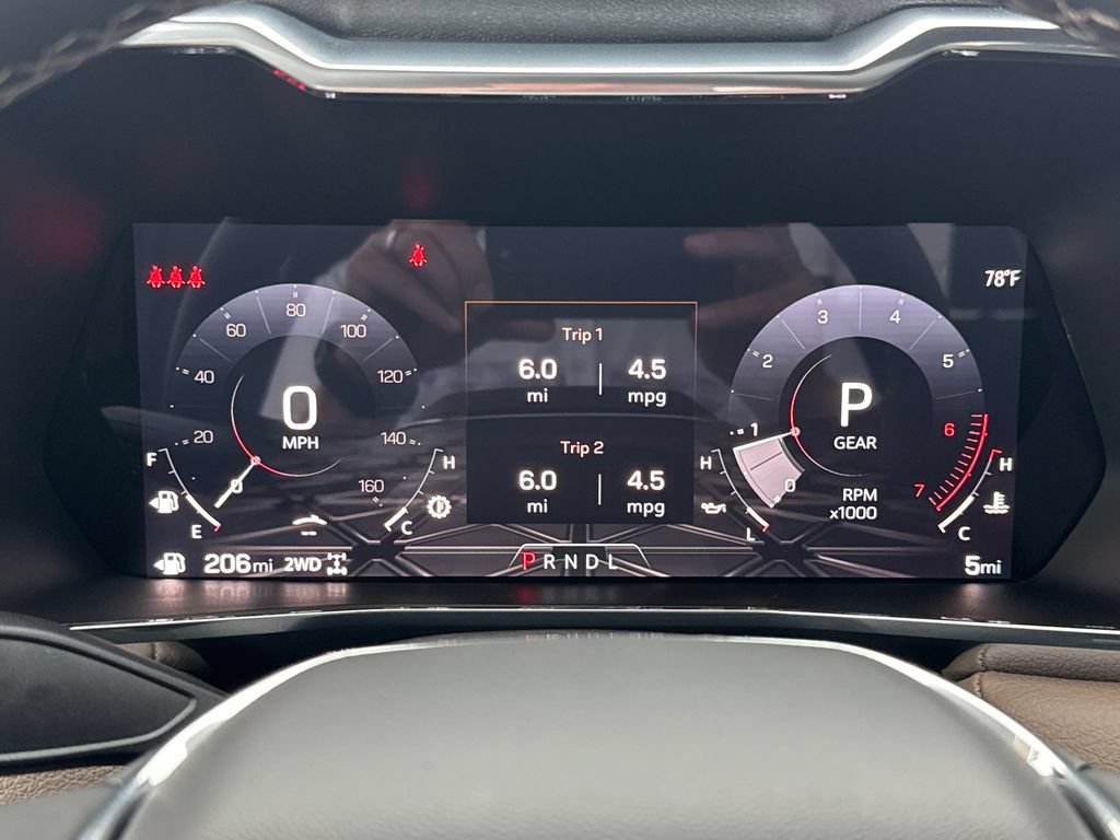 New 2026 GMC Canyon Denali w/ LPO, Denali Black Edition AWD/4WD image 30