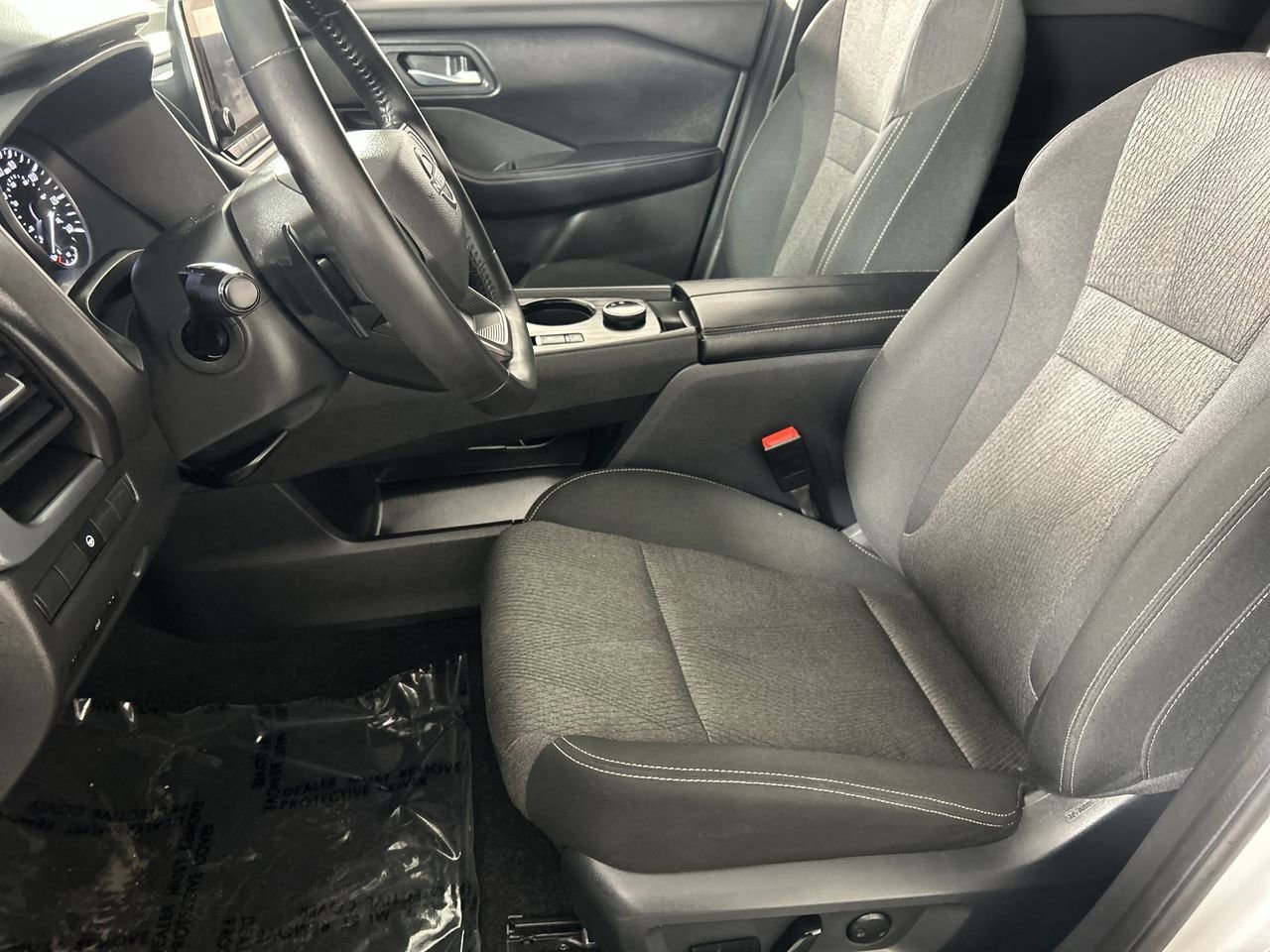 Used 2025 Nissan Rogue SV AWD/4WD image 20