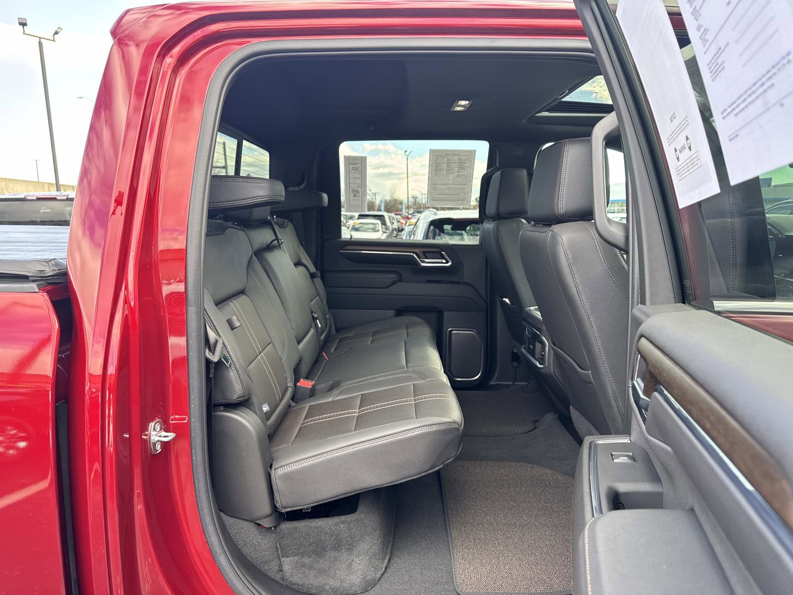 Used 2024 Chevrolet Silverado 2500 High Country w/ High Country Premium Package image 14