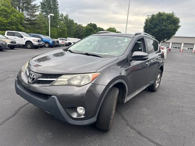 Used 2015 Toyota RAV4 XLE FWD image 9