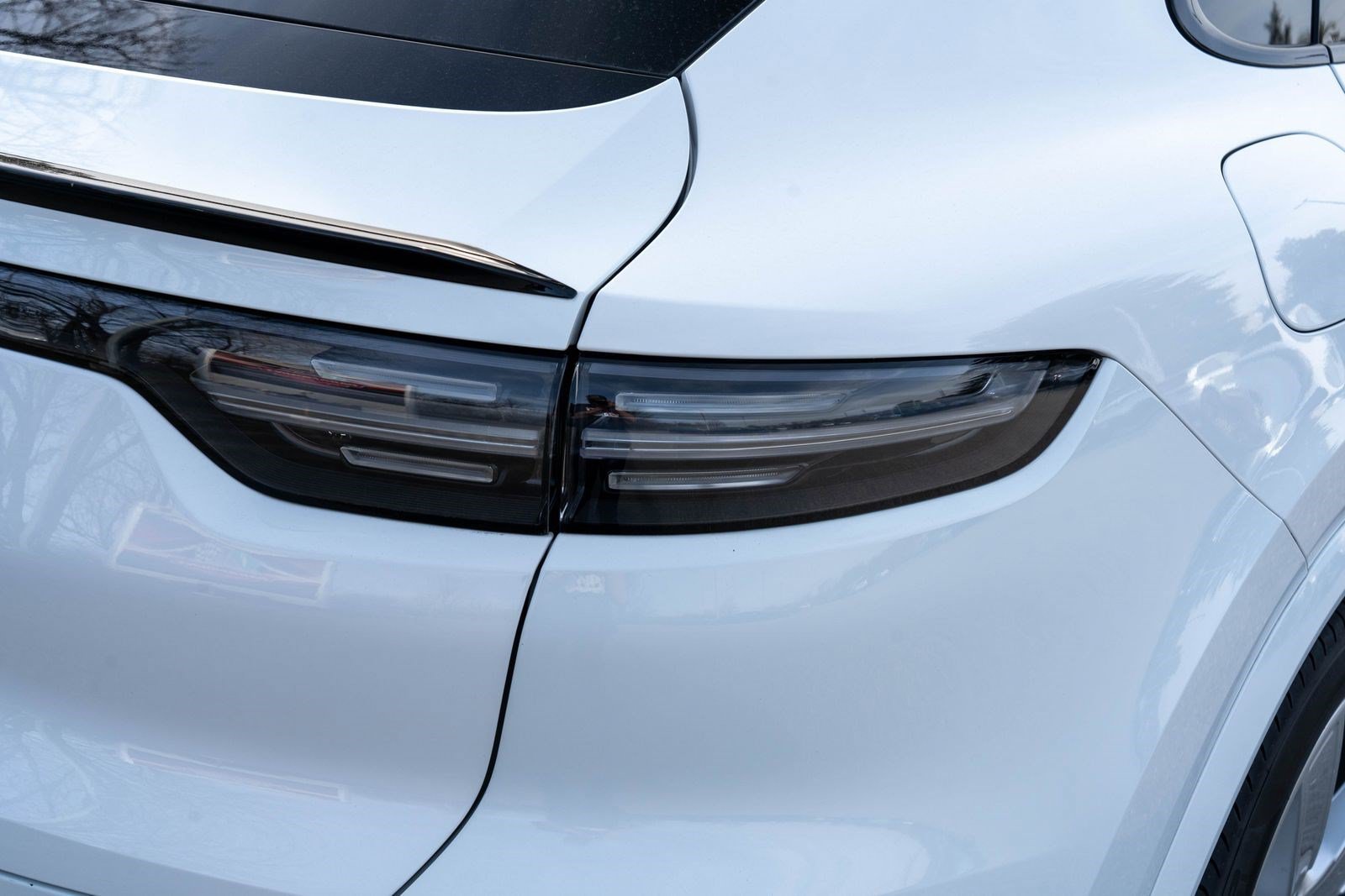 Certified 2023 Porsche Cayenne Turbo AWD/4WD image 16