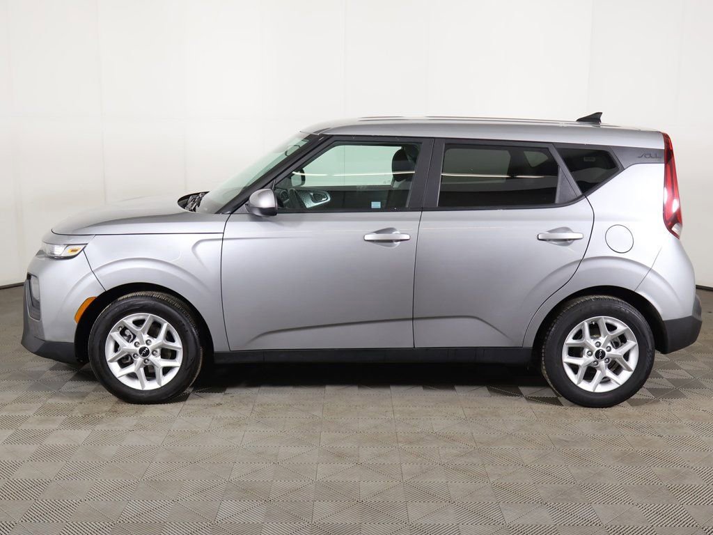 Used 2022 Kia Soul LX w/ Technology Package image 15