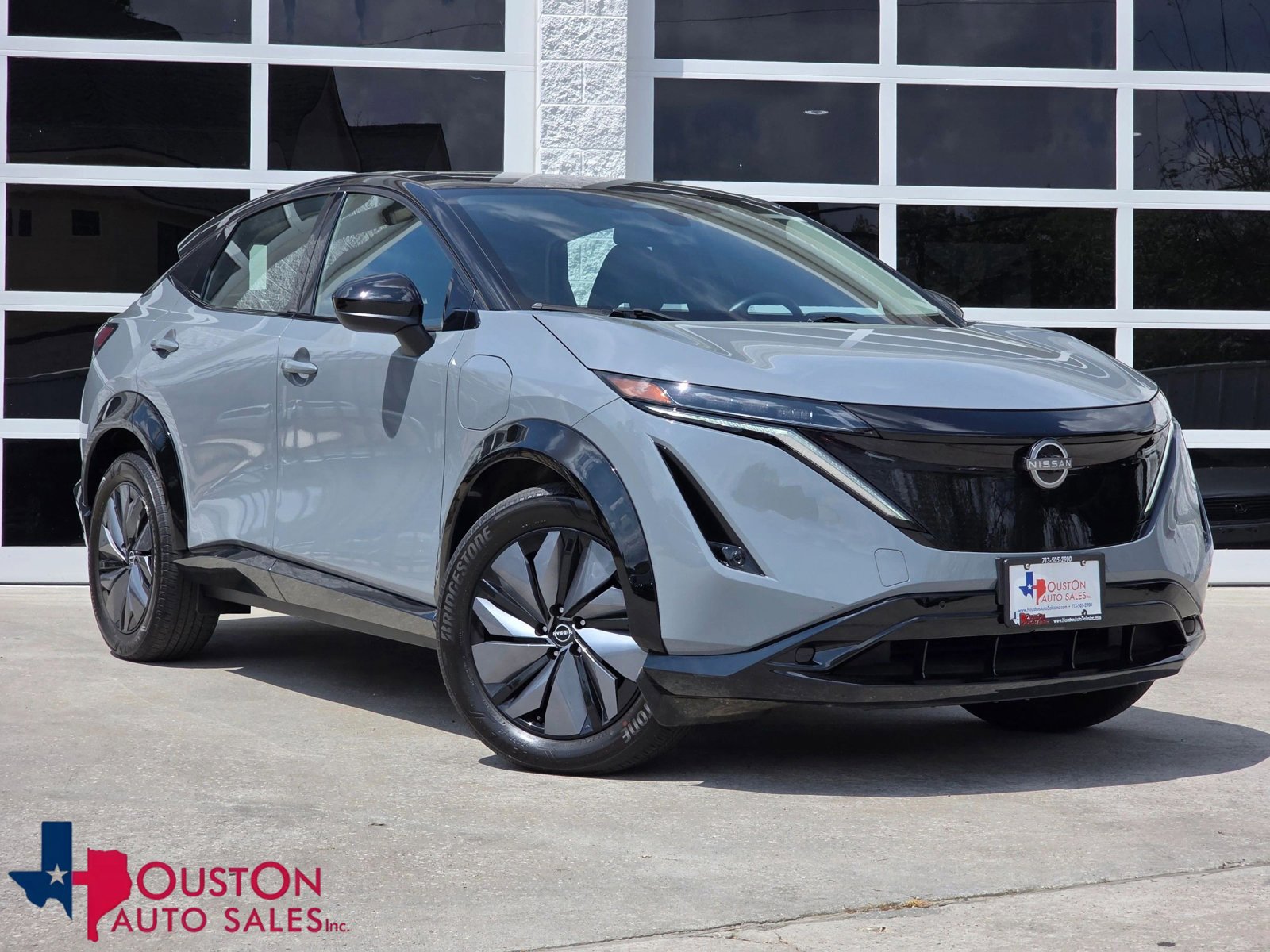 Used 2023 Nissan Ariya AWD image 1