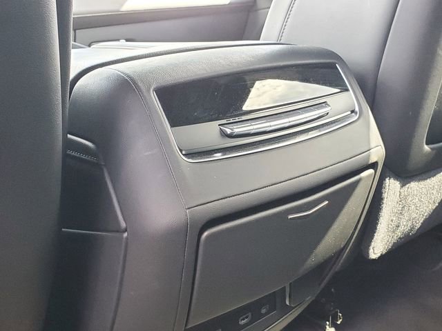 Used 2021 Cadillac Escalade Premium Luxury w/ LPO, Radiant Package AWD/4WD image 28