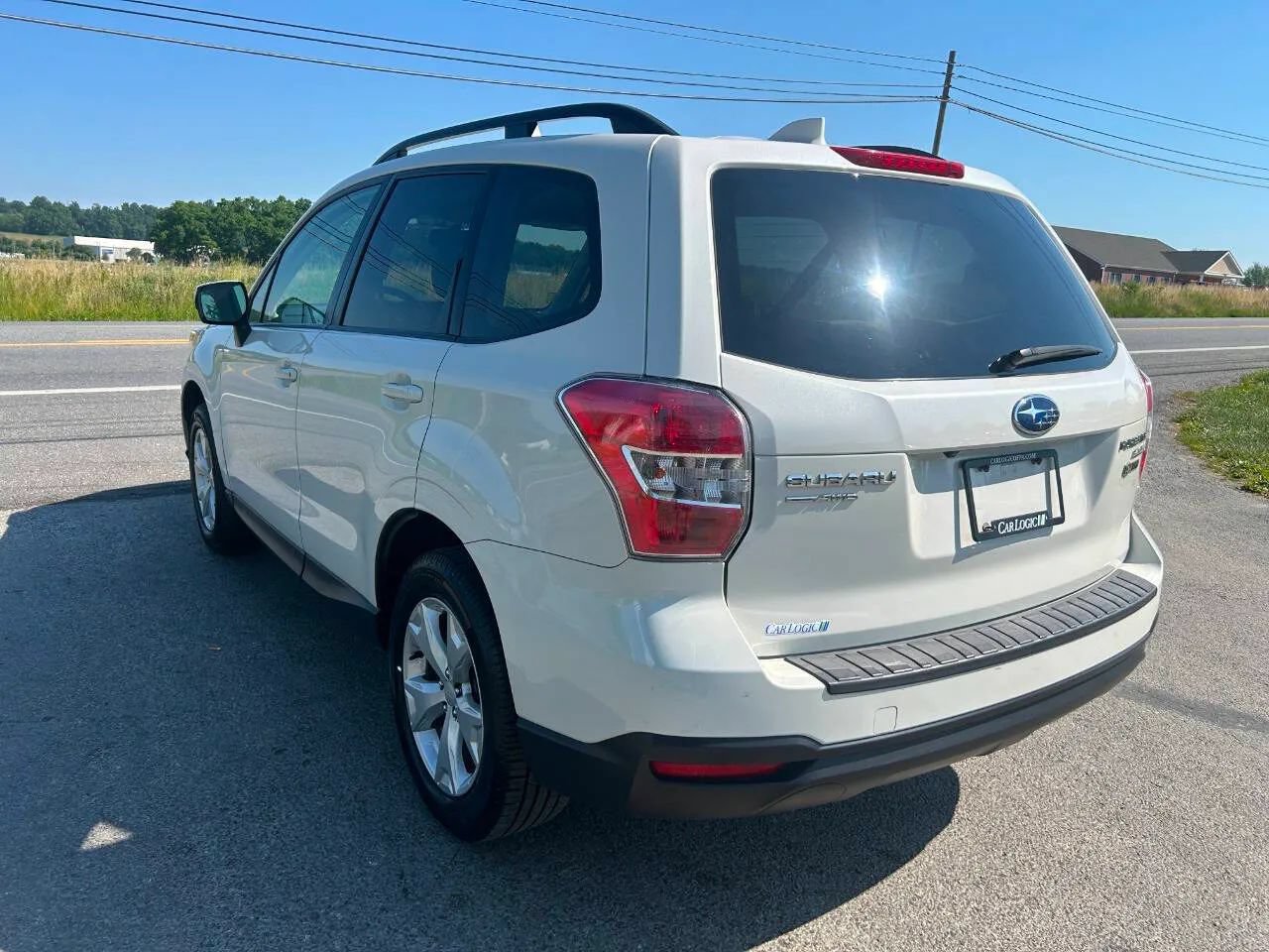 Used 2016 Subaru Forester 2.5i Premium w/ Popular Package #2 AWD/4WD image 9