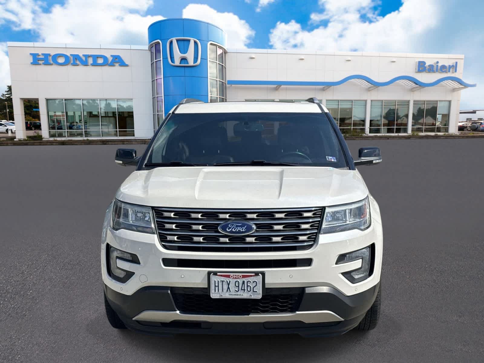 Used 2016 Ford Explorer XLT w/ Equipment Group 202A AWD/4WD image 8