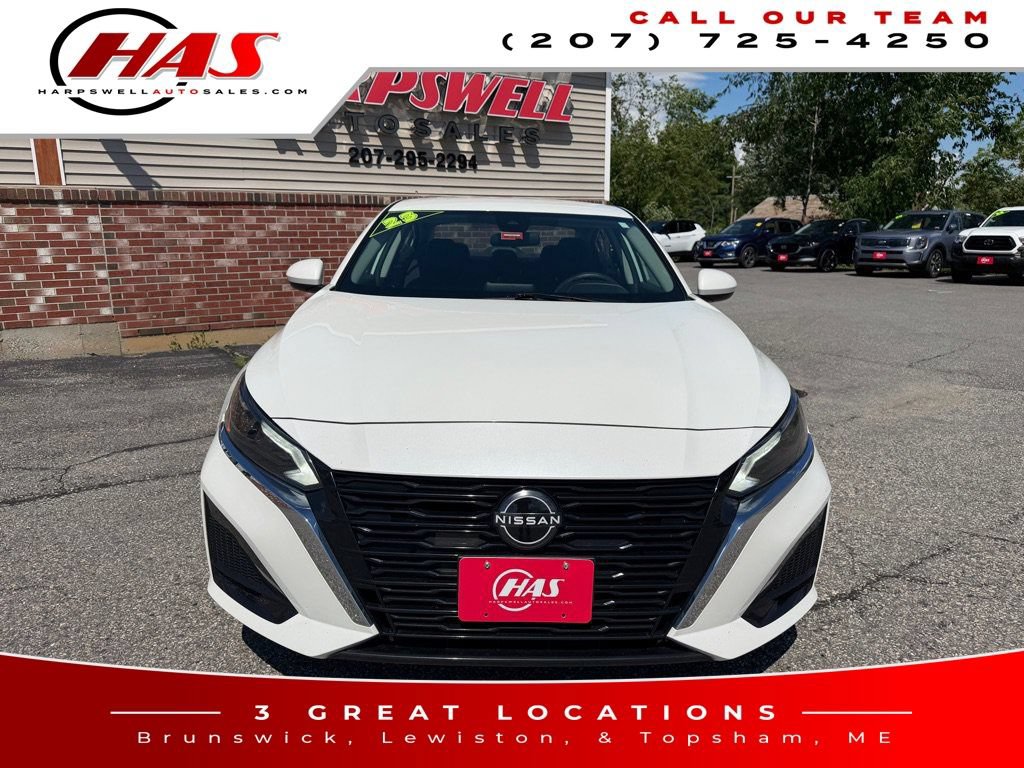 Used 2023 Nissan Altima 2.5 SV FWD image 9