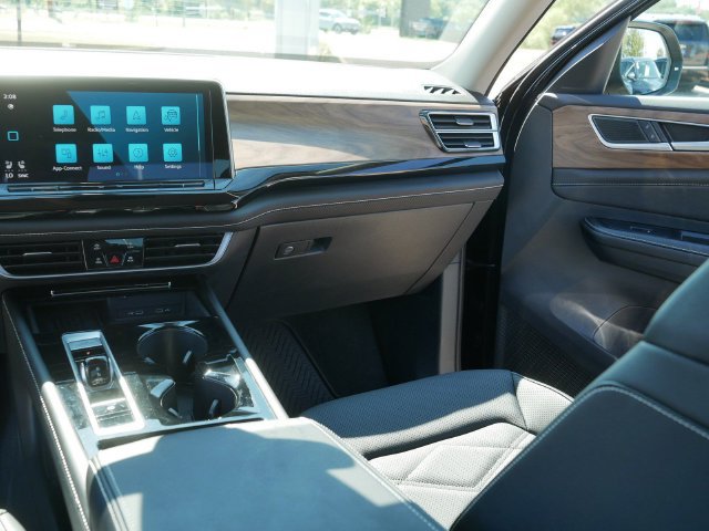 Certified 2026 Volkswagen Atlas SE AWD/4WD image 24