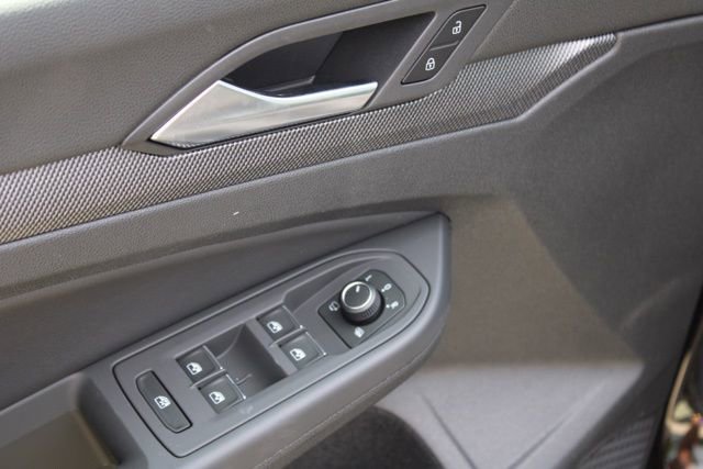 New 2025 Volkswagen GTI SE image 11