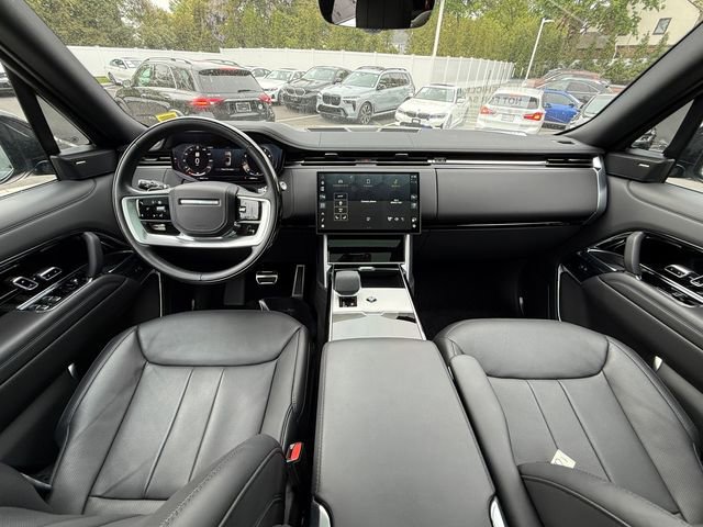 Used 2024 Land Rover Range Rover SE AWD/4WD image 11