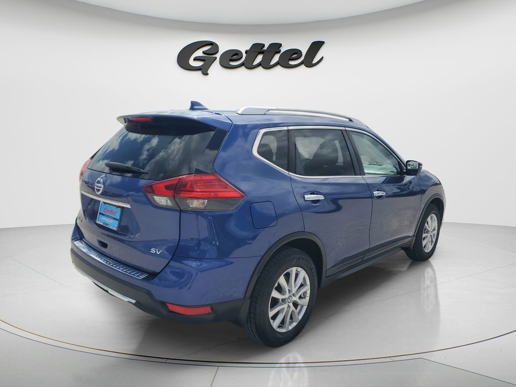 Used 2017 Nissan Rogue SV image 12