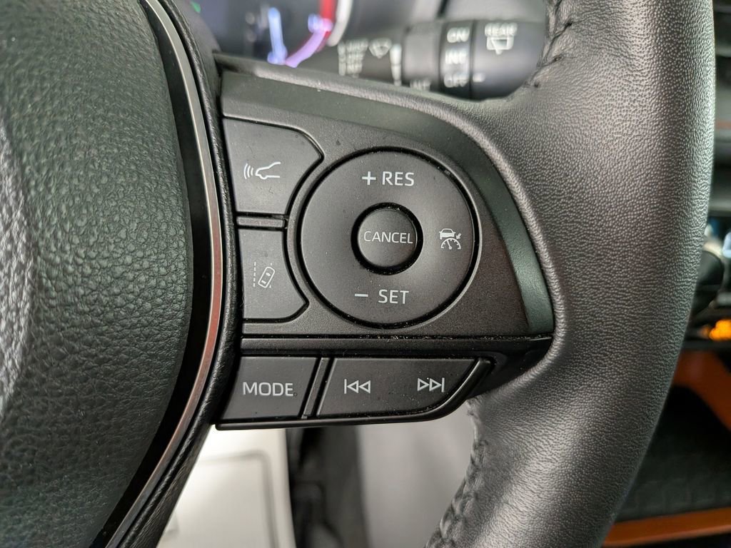 Used 2024 Toyota RAV4 Adventure image 21