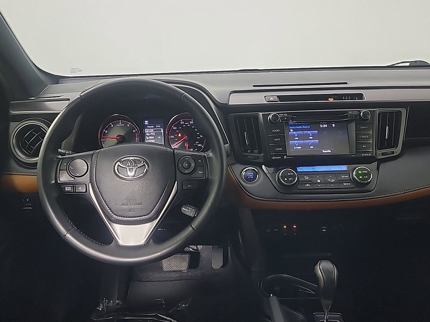 Used 2018 Toyota RAV4 SE w/ Power Extra Value Package image 21