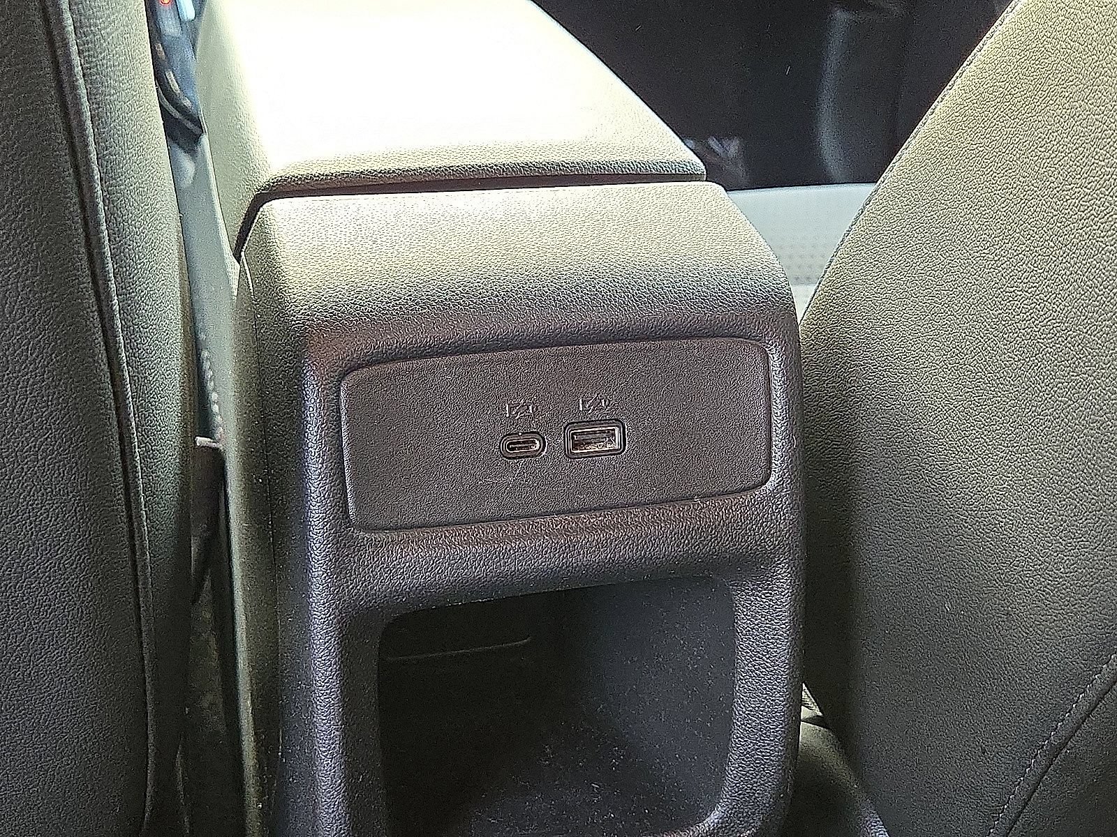 Used 2025 Chevrolet Trax LT w/ Driver Confidence Package FWD image 16