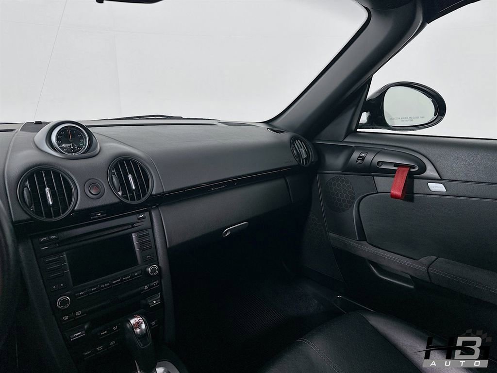 Used 2011 Porsche Boxster Spyder image 16