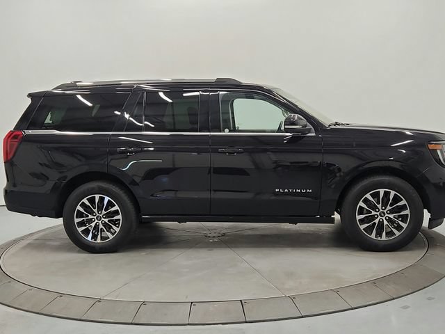 Used 2025 Ford Expedition Platinum AWD/4WD image 19
