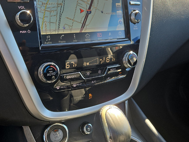 Used 2016 Nissan Murano Platinum w/ Platinum Technology Package AWD/4WD image 16