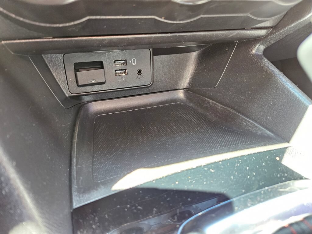 Used 2016 MAZDA MAZDA3 i Touring FWD image 26