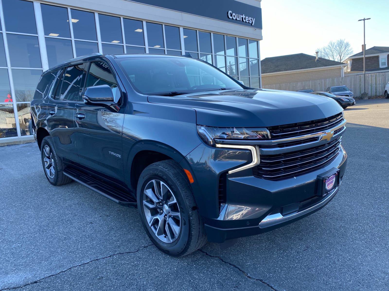 Used 2021 Chevrolet Tahoe LT w/ LT Signature Package image 9