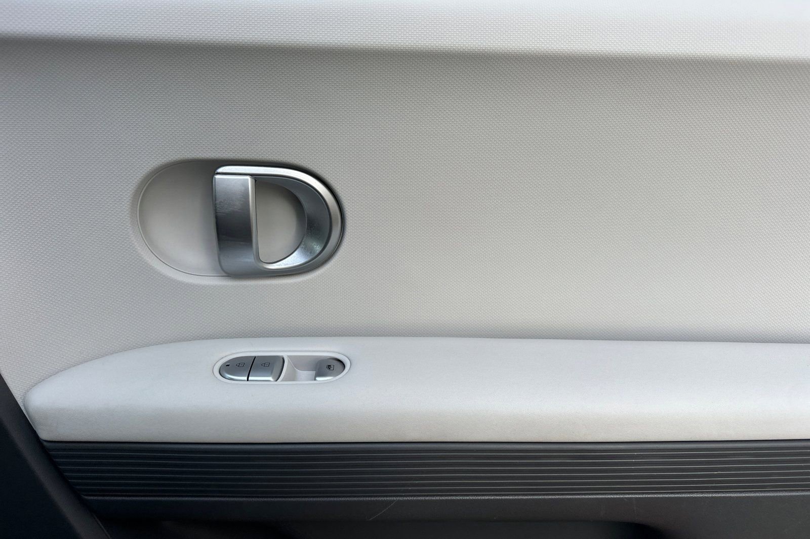 Certified 2024 Hyundai Ioniq 5 SEL RWD image 19