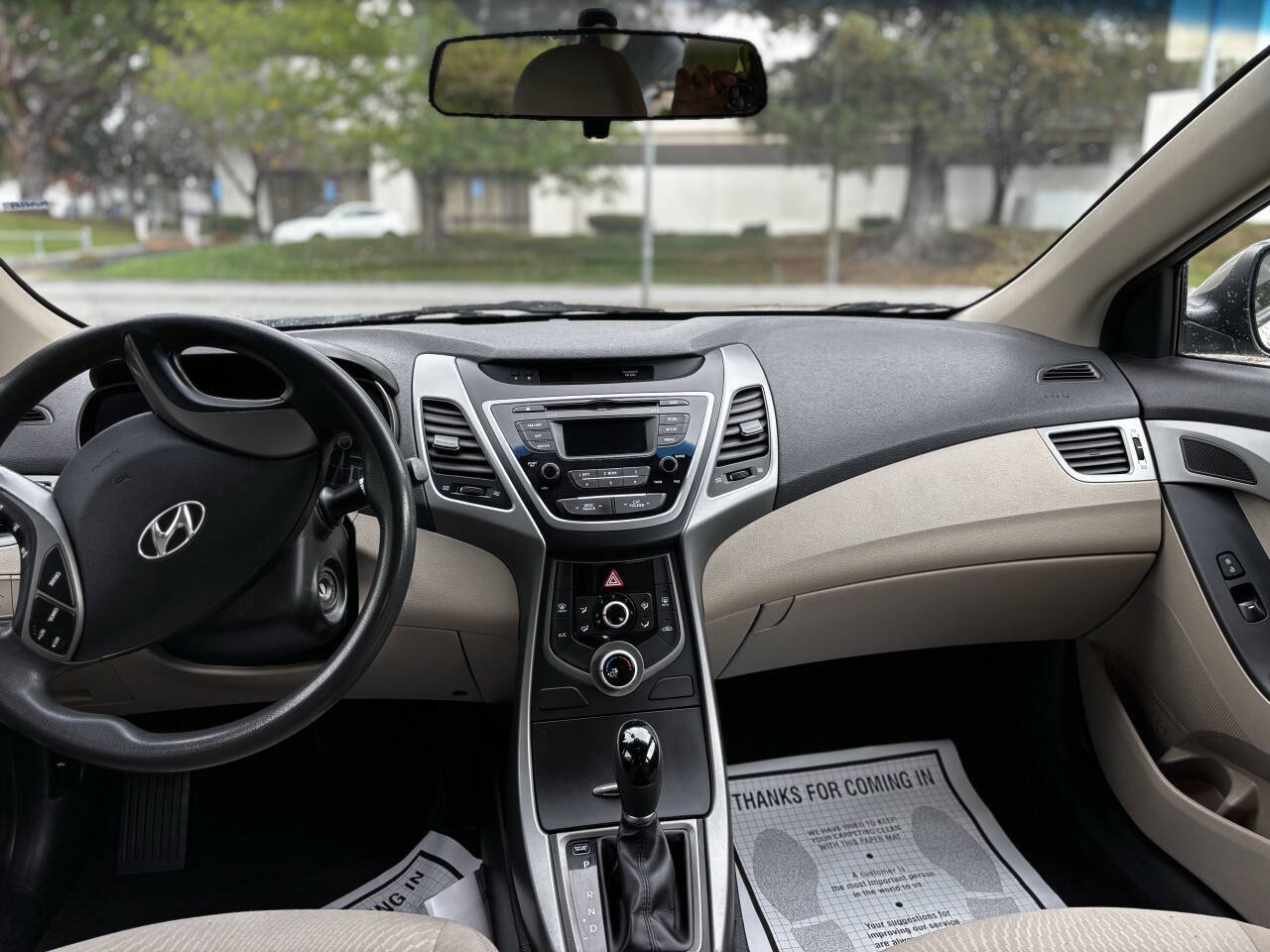 Used 2015 Hyundai Elantra SE FWD image 14