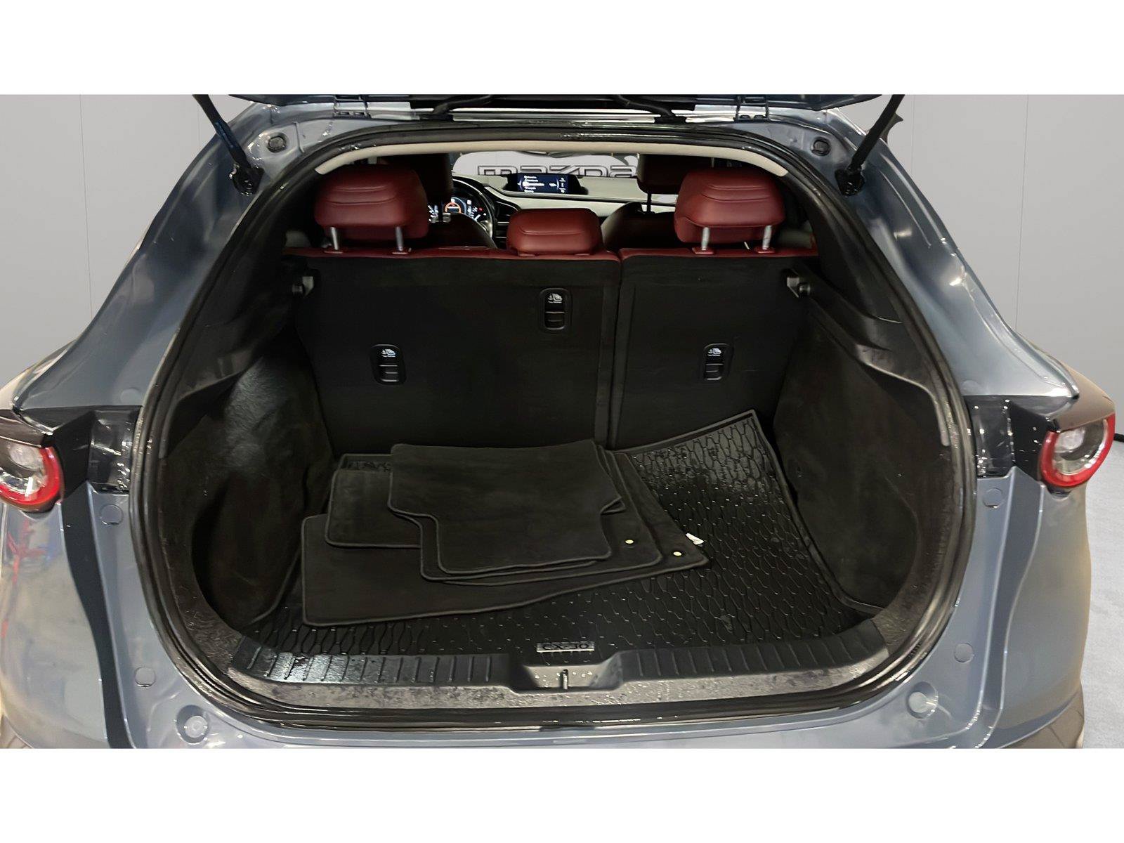 Used 2024 MAZDA CX-30 AWD 2.5 S w/ Preferred Package image 12