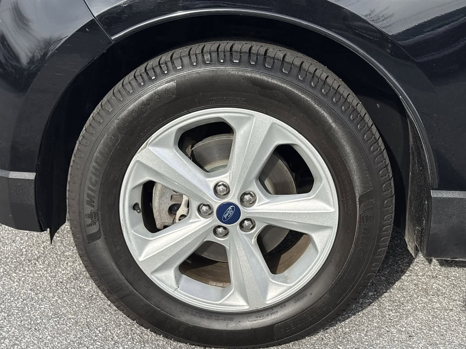 Used 2018 Ford Edge SE FWD image 31