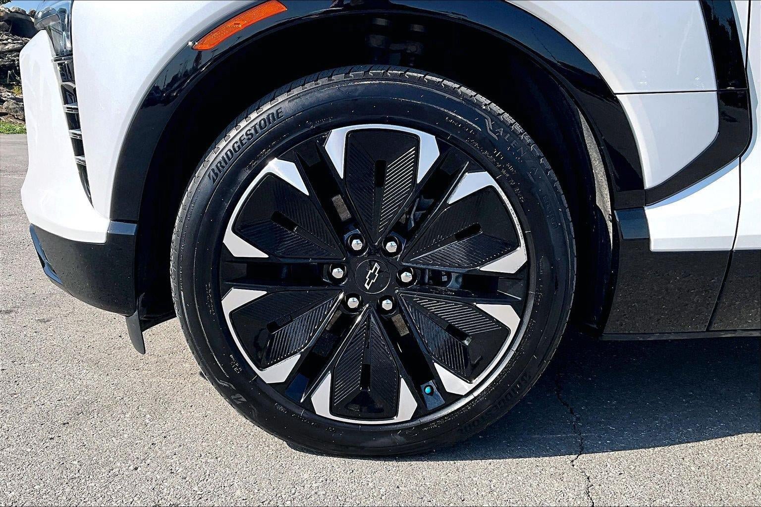 Used 2024 Chevrolet Blazer EV RS AWD/4WD image 9