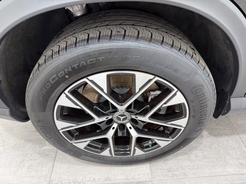 New 2025 Mercedes-Benz GLC 350e 4MATIC image 3