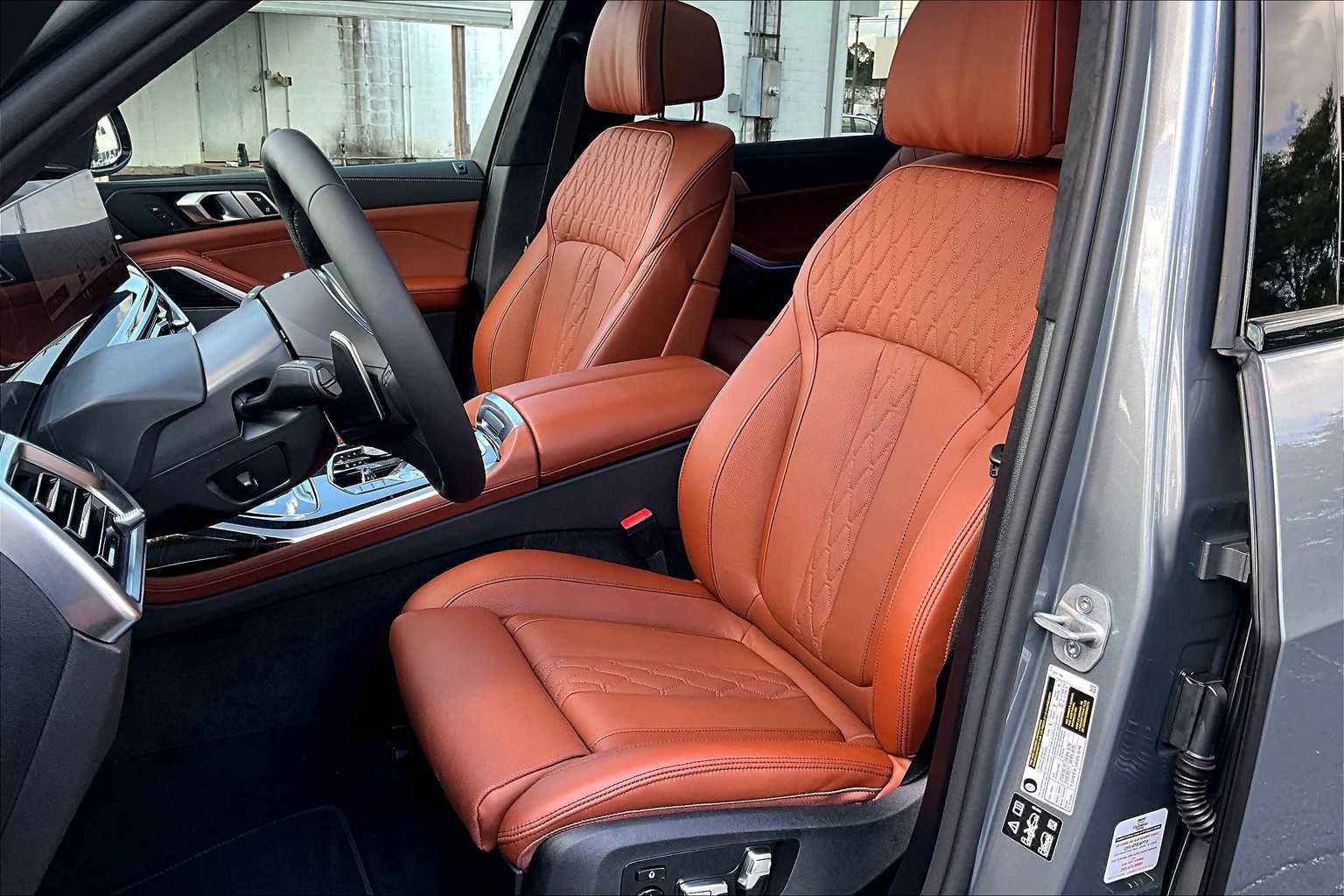 New 2026 BMW X7 xDrive40i w/ M Sport Package image 9