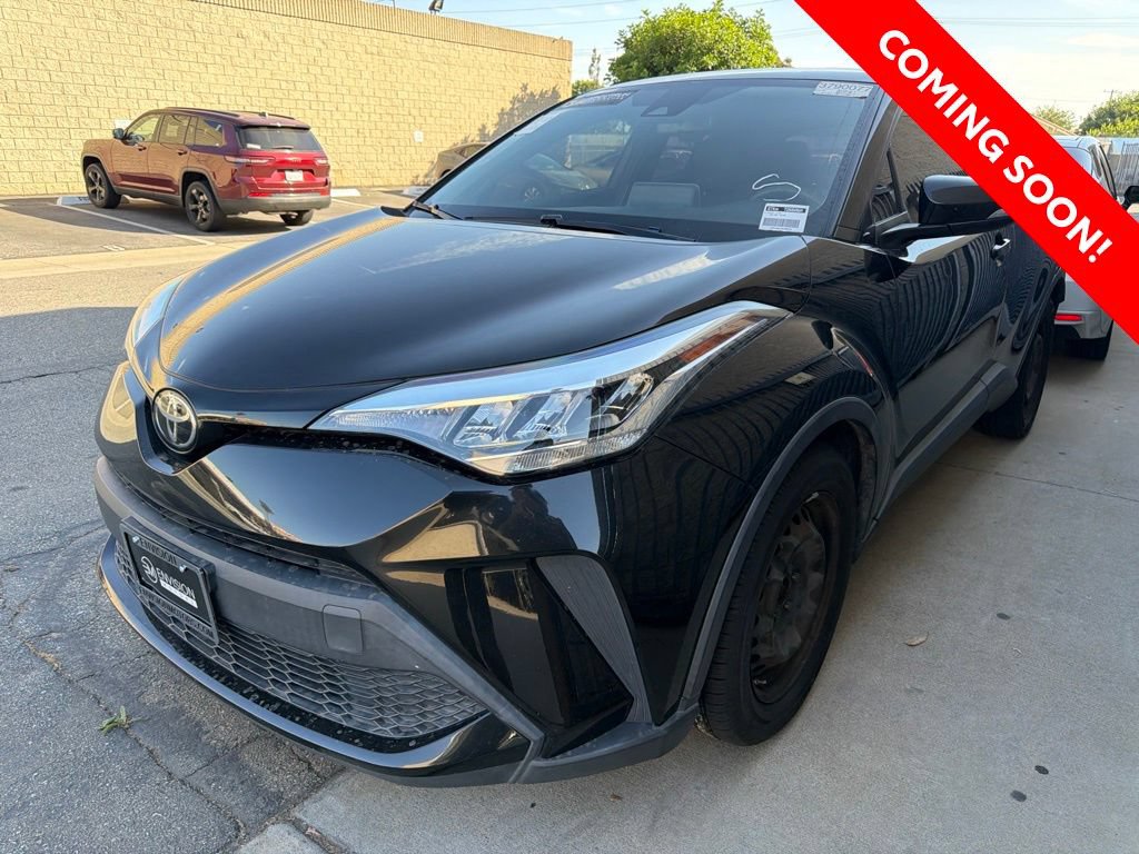 Certified 2021 Toyota C-HR LE FWD image 3