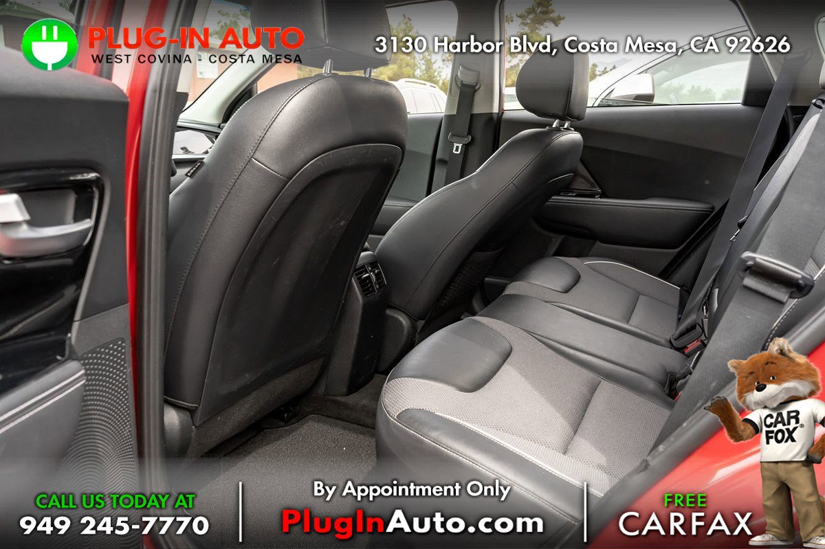 Used 2022 Kia Niro EX image 8