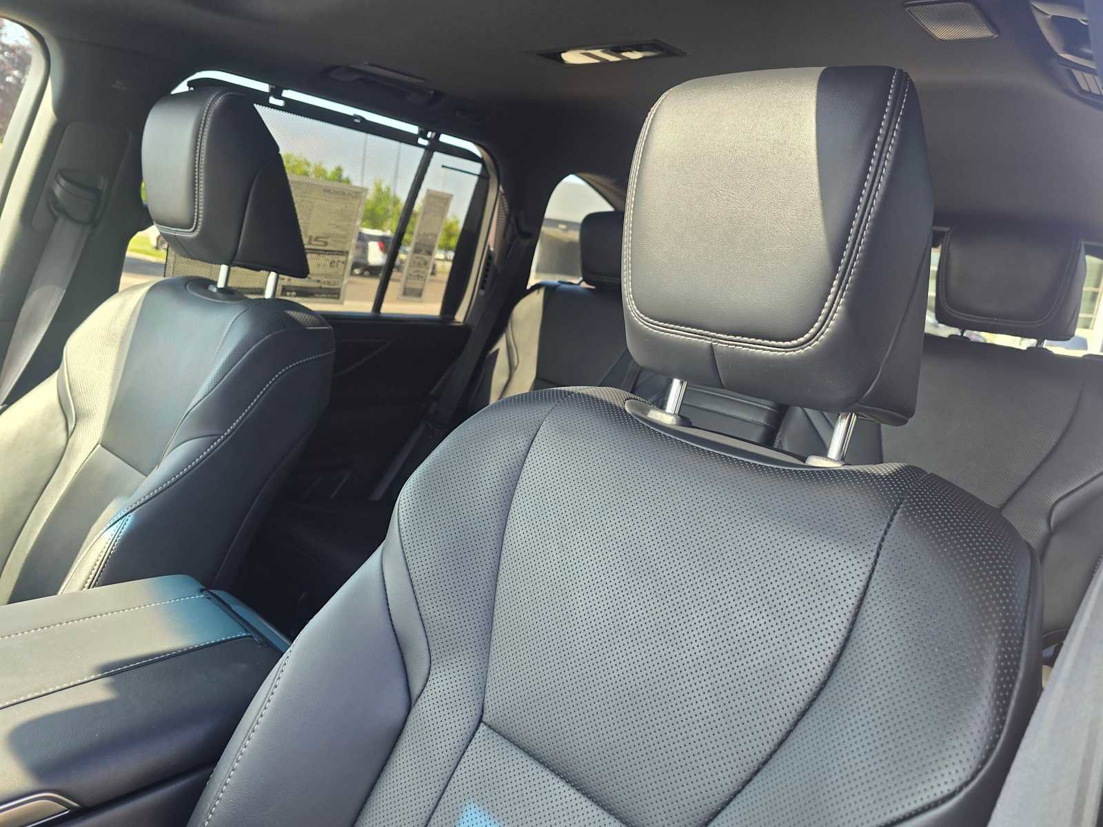 New 2026 Lexus LX 600 4WD w/ Luxury Package image 23