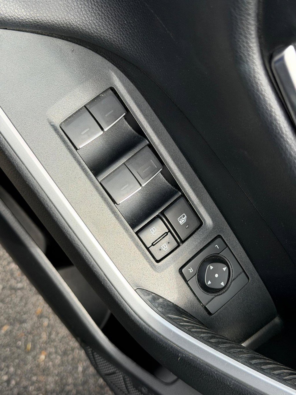 Used 2023 Toyota RAV4 Adventure w/ Convenience Package image 15