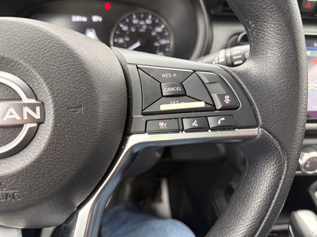 Used 2023 Nissan Kicks SV image 34