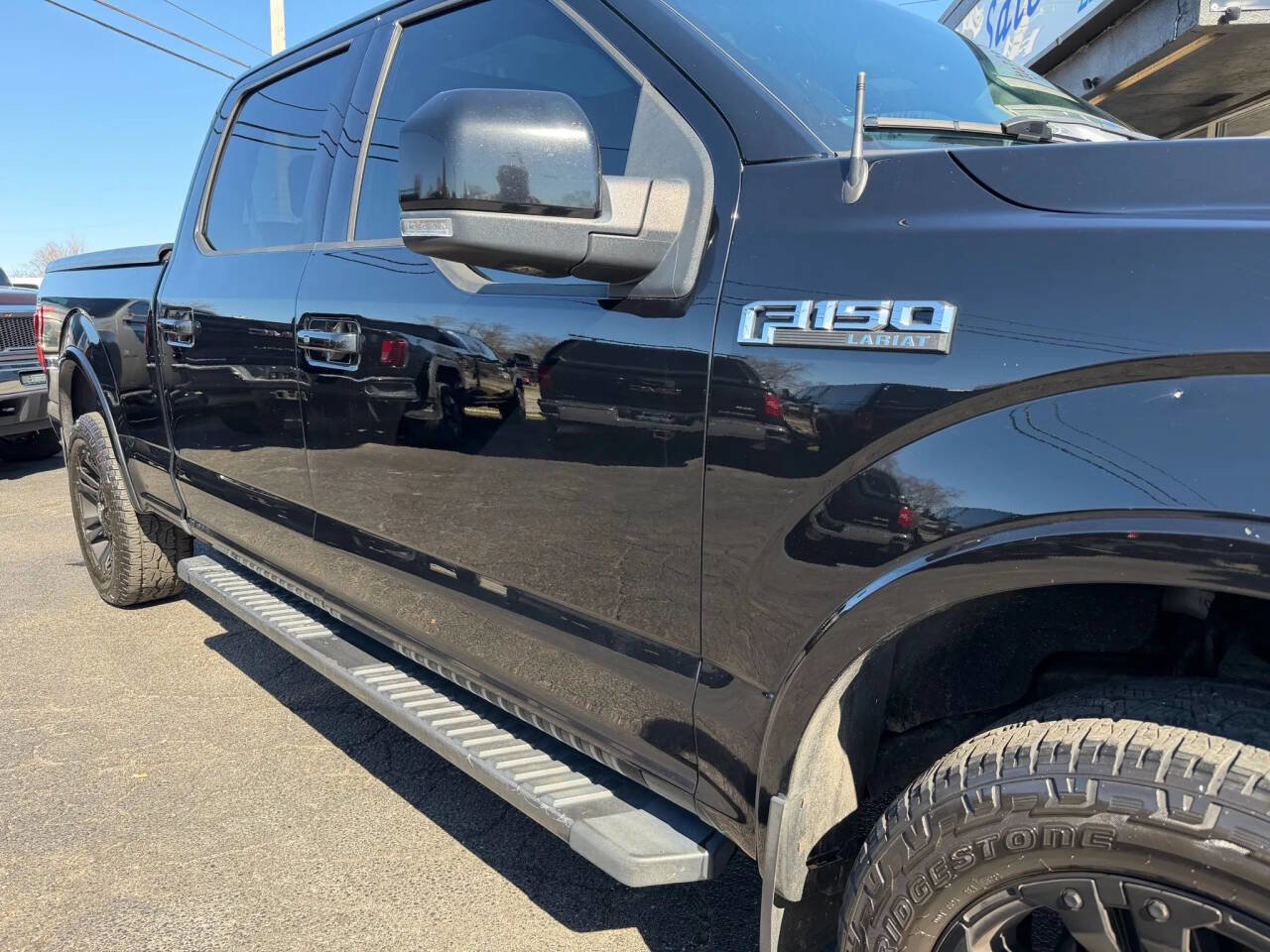 Used 2016 Ford F150 Lariat w/ Equipment Group 502A Luxury image 95