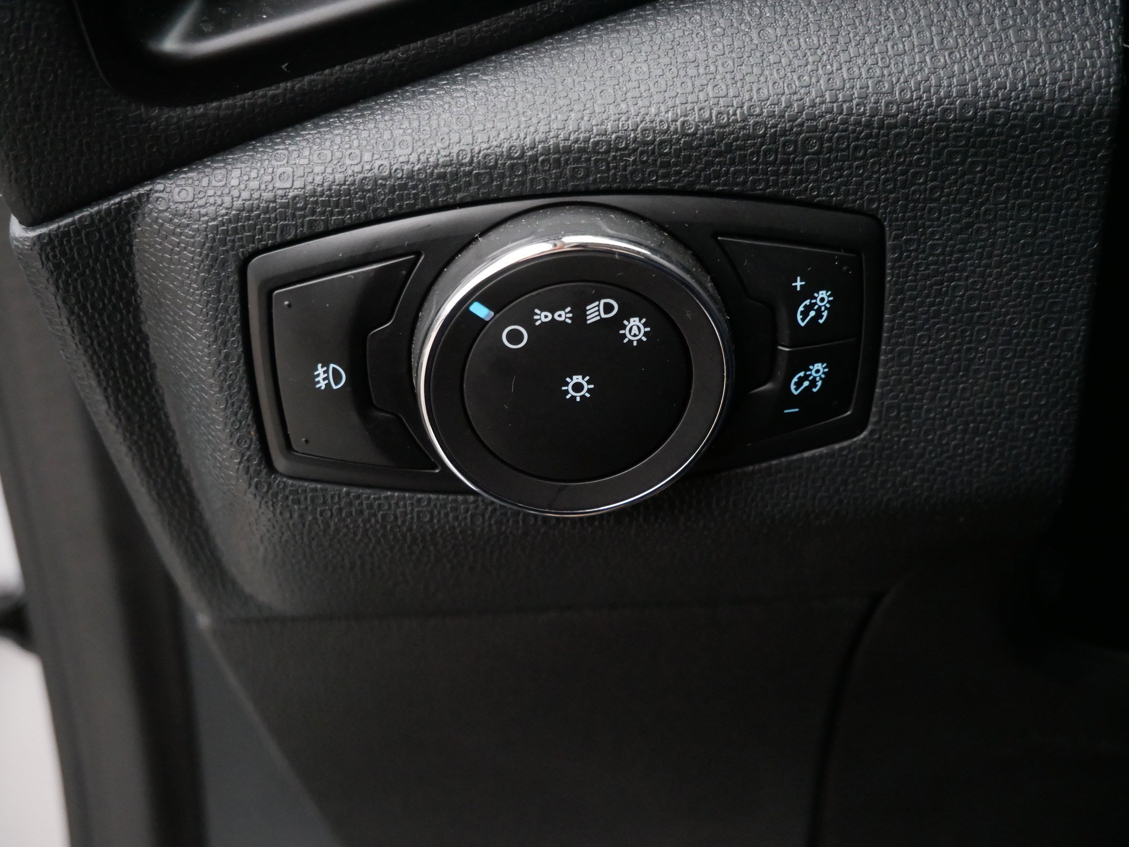 Certified 2022 Ford EcoSport SES AWD/4WD image 26