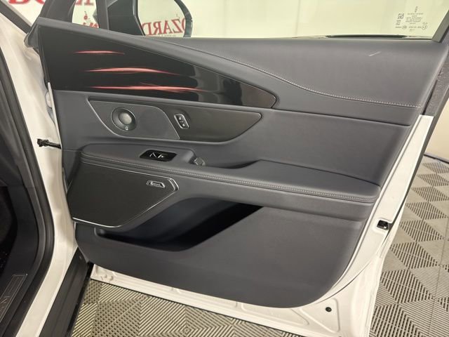 New 2025 Lincoln Nautilus Reserve w/ Jet Appearance Package image 22