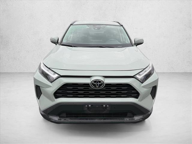 Used 2022 Toyota RAV4 XLE image 2