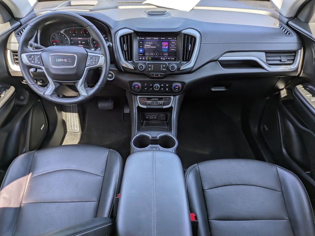 Used 2024 GMC Terrain SLT w/ Infotainment Package II image 16