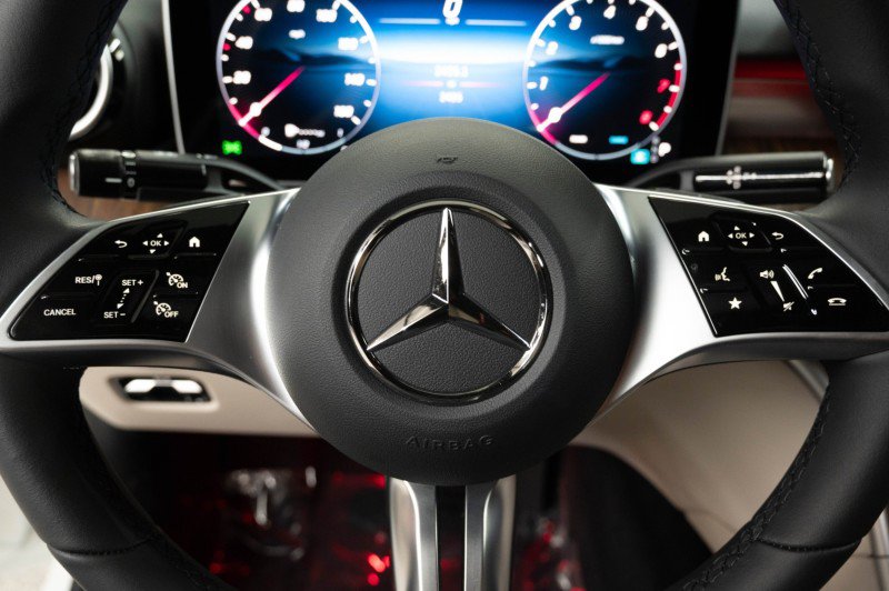 Certified 2026 Mercedes-Benz C 300 Sedan image 27