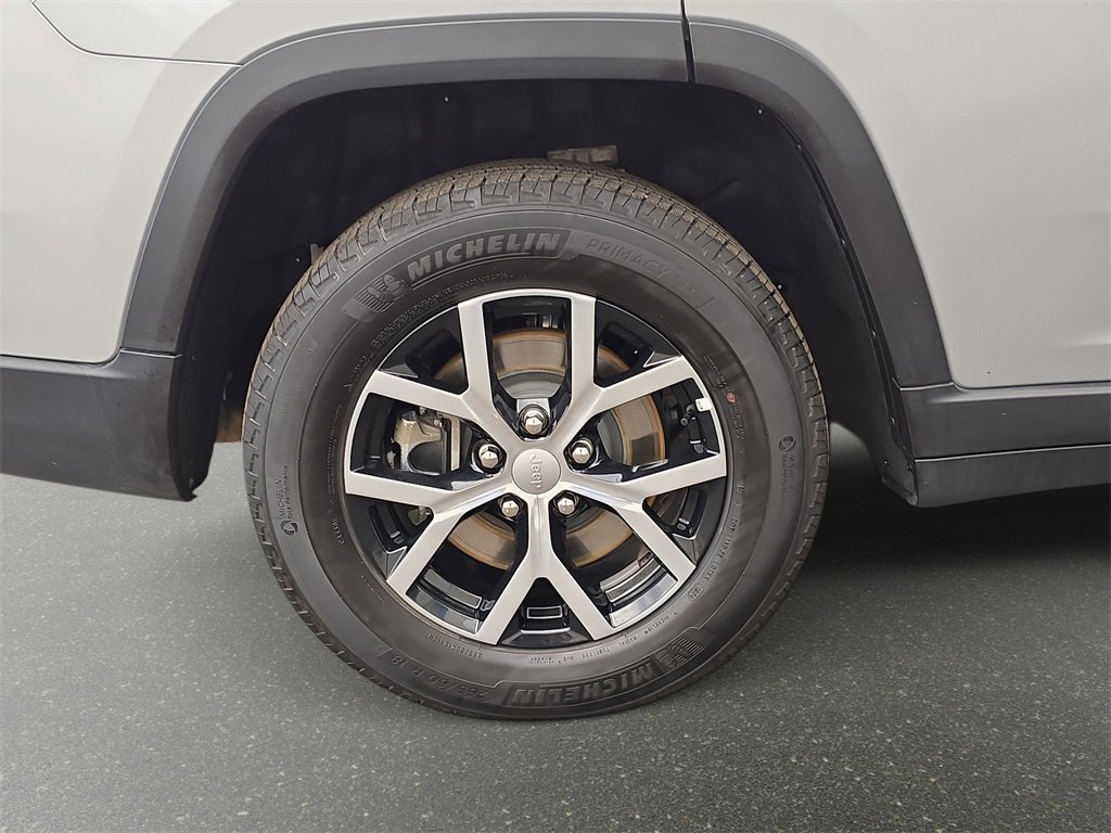 Used 2024 Jeep Grand Cherokee L Limited w/ Luxury Tech Group II image 36