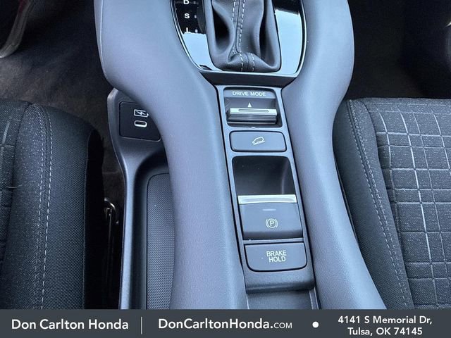 New 2026 Honda HR-V LX image 23