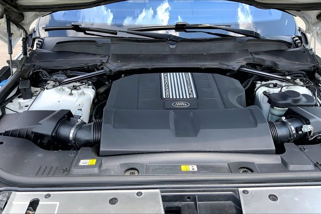 Used 2017 Land Rover Range Rover Supercharged AWD/4WD image 28