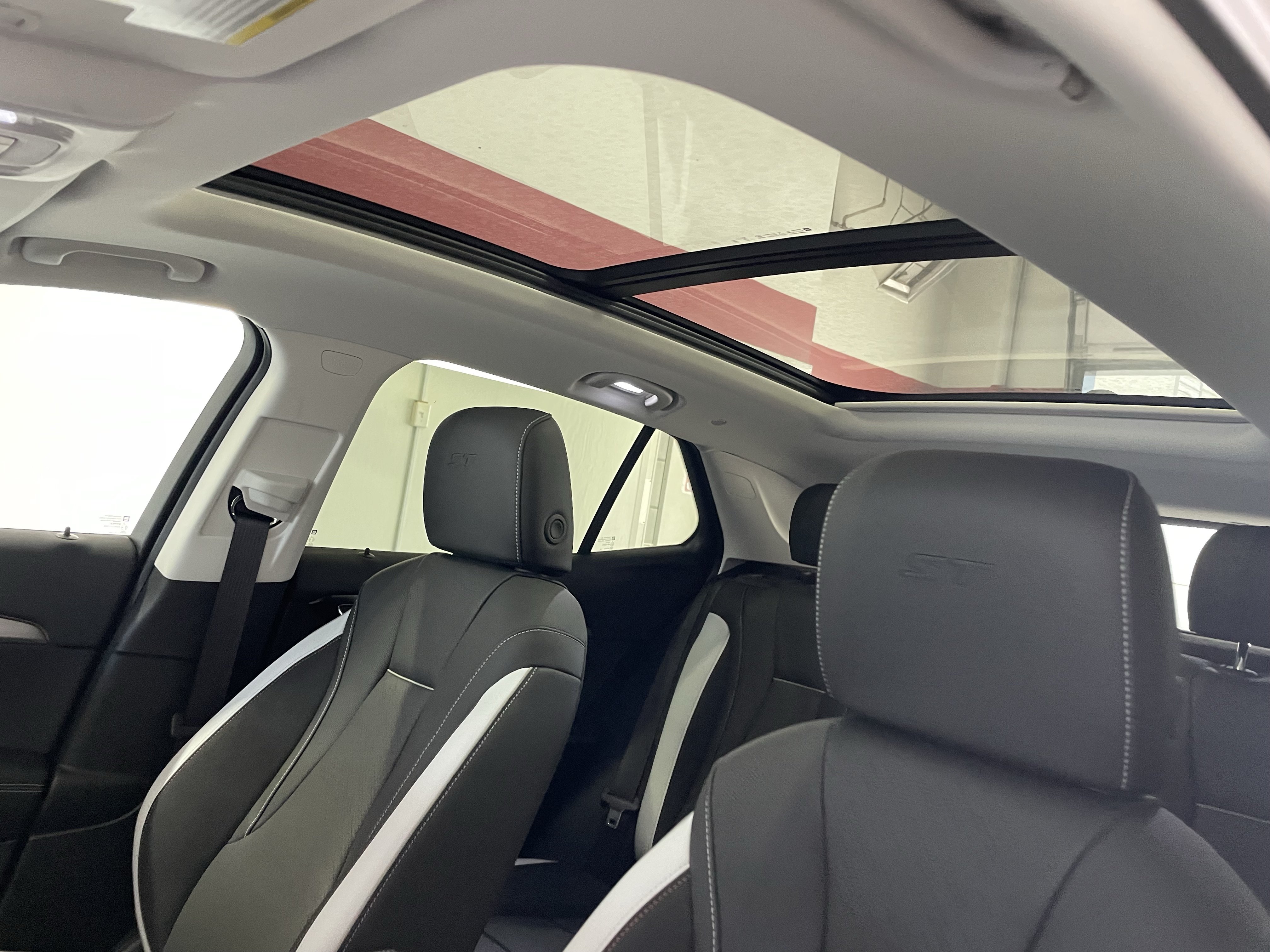 New 2026 Buick Envision Sport Touring AWD/4WD image 16