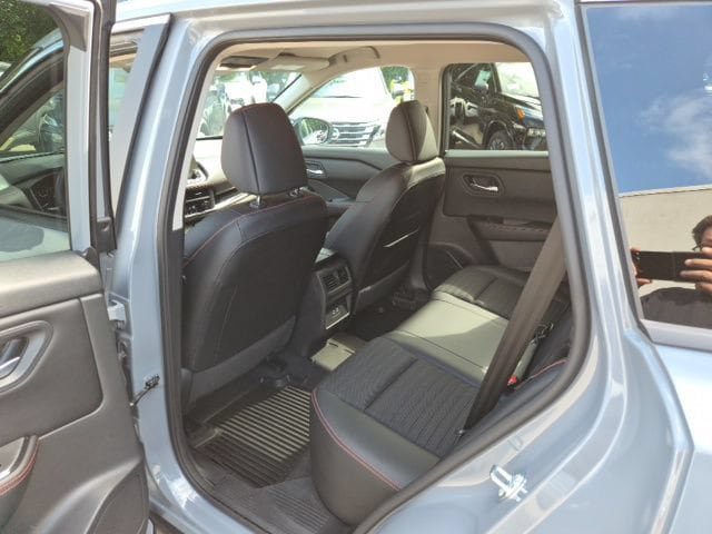 Used 2025 Nissan Rogue SV w/ Rock Creek Premium Package AWD/4WD image 15