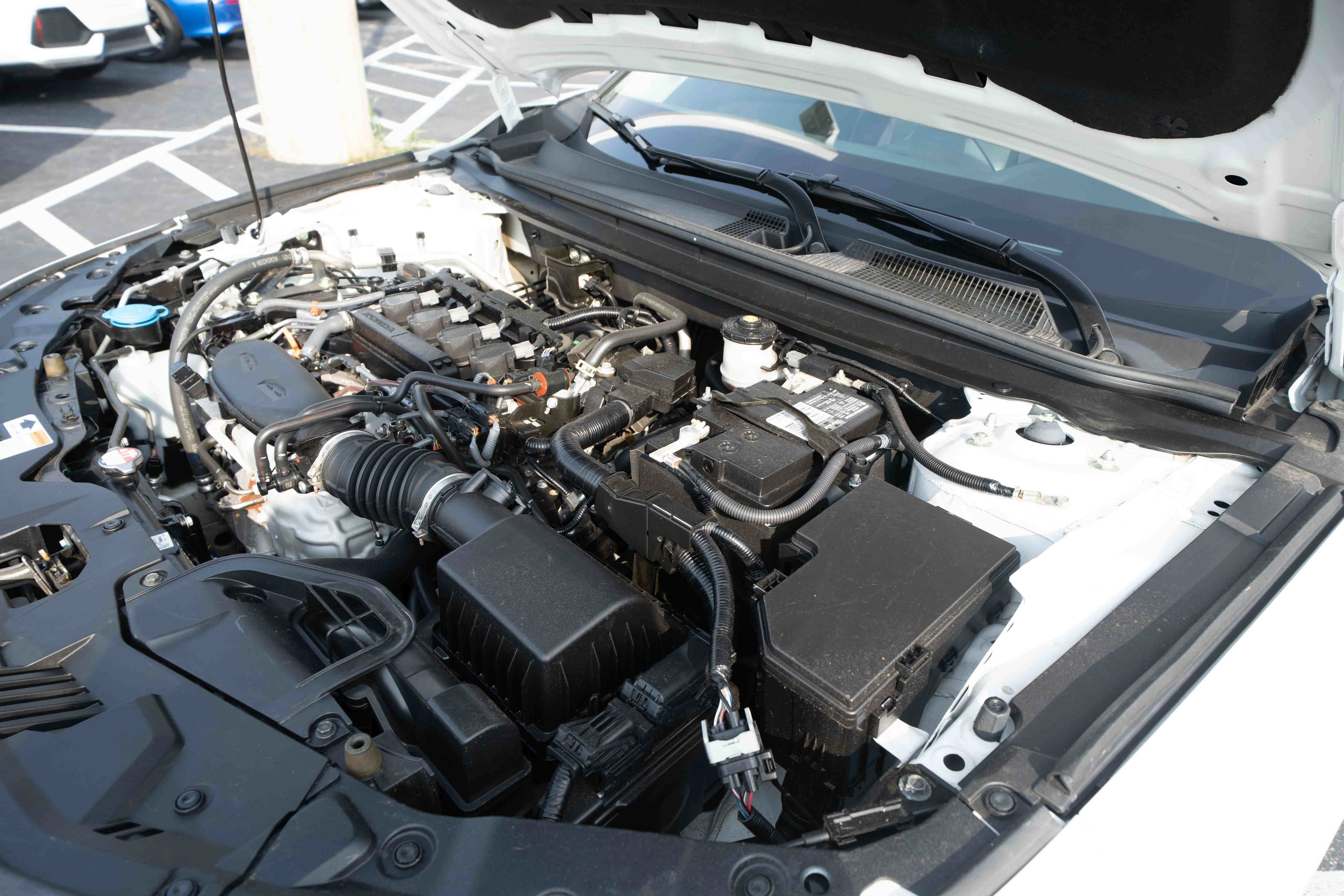 Used 2025 Honda Accord SE image 32
