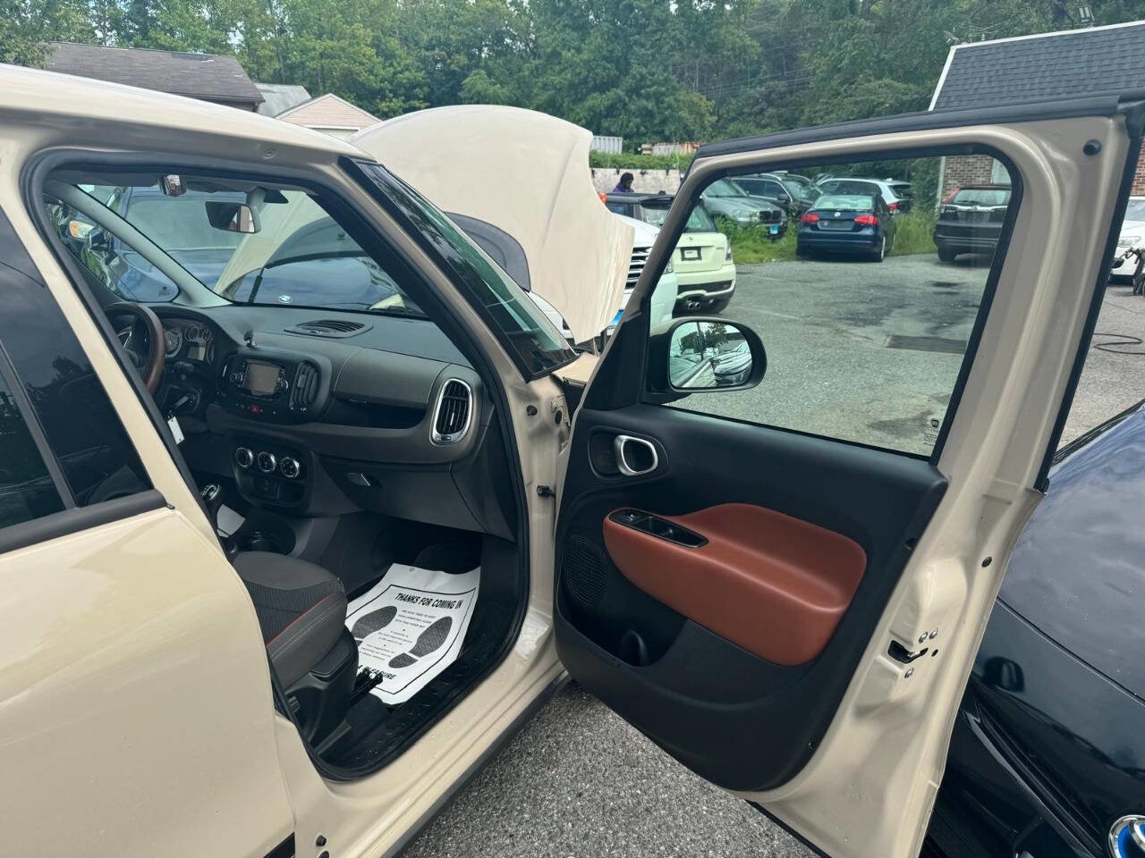 Used 2015 FIAT 500L Trekking image 30