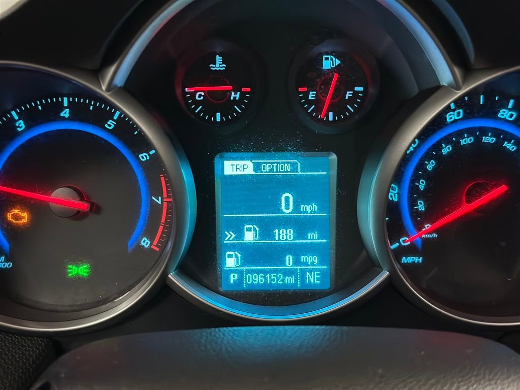 Used 2016 Chevrolet Cruze LT FWD image 5